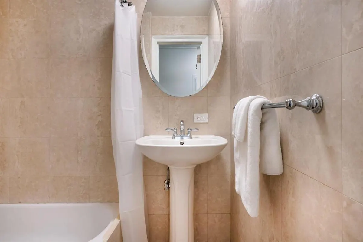 73-201 New 1Br1Bth Uws Doorman Gym Apartment New York United States