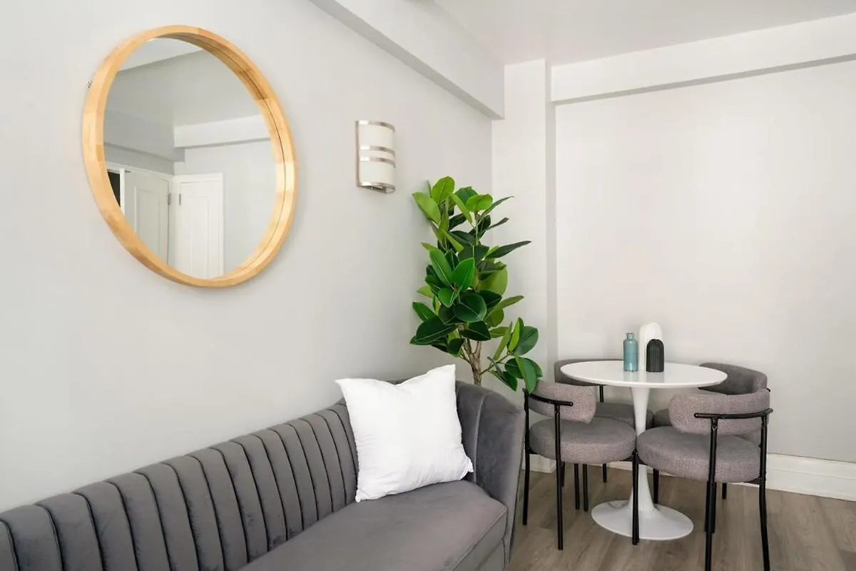 73-201 New 1Br1Bth Uws Doorman Gym Apartment New York